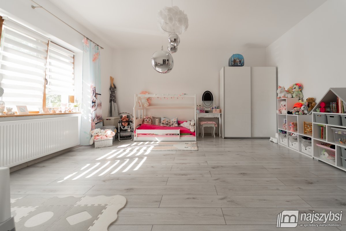 DOM WOLONOSTOJĄCY - KOSIN (16)