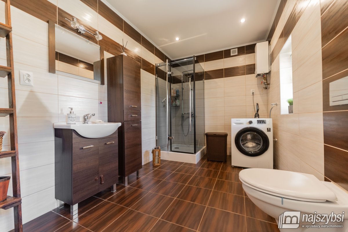 DOM WOLONOSTOJĄCY - KOSIN (22)