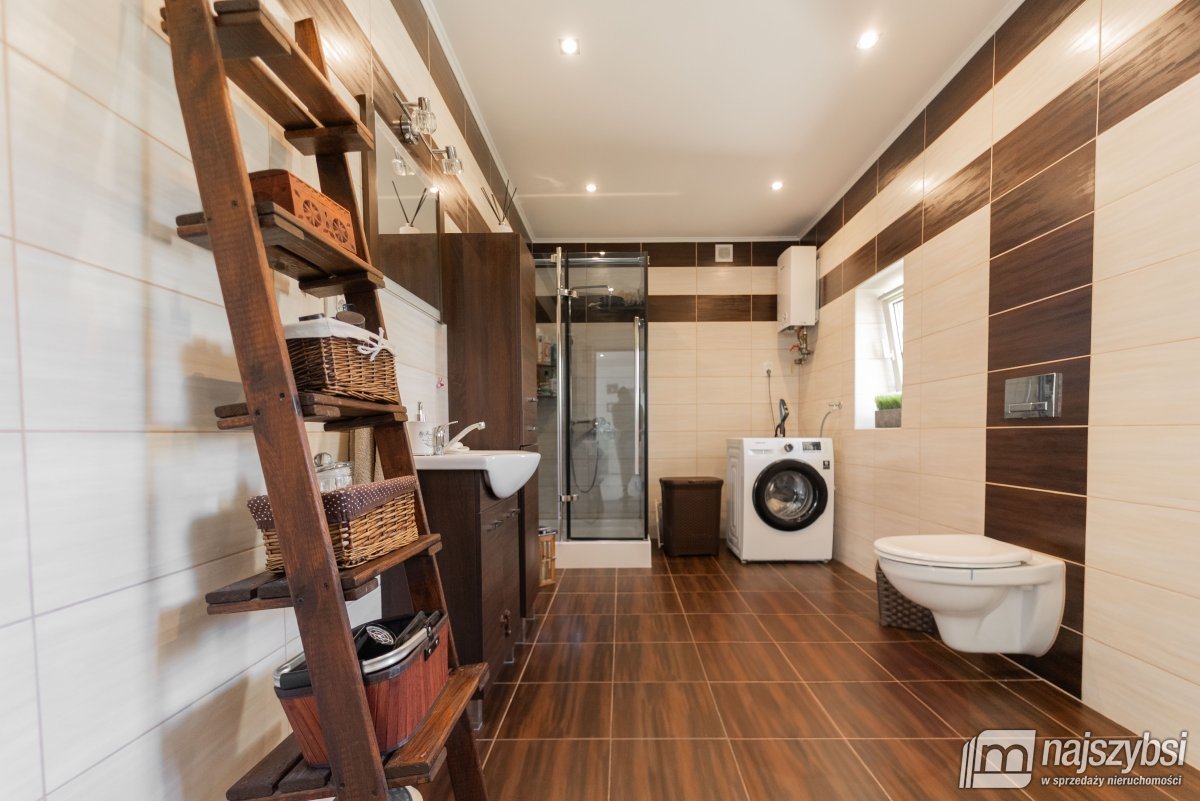 DOM WOLONOSTOJĄCY - KOSIN (23)