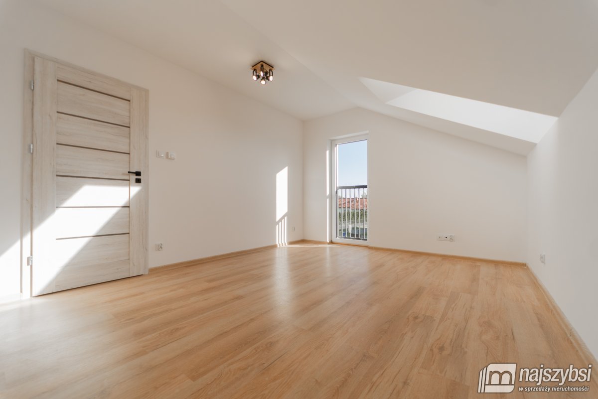 Nowogard - bliźniak, nowe budownictwo (21)