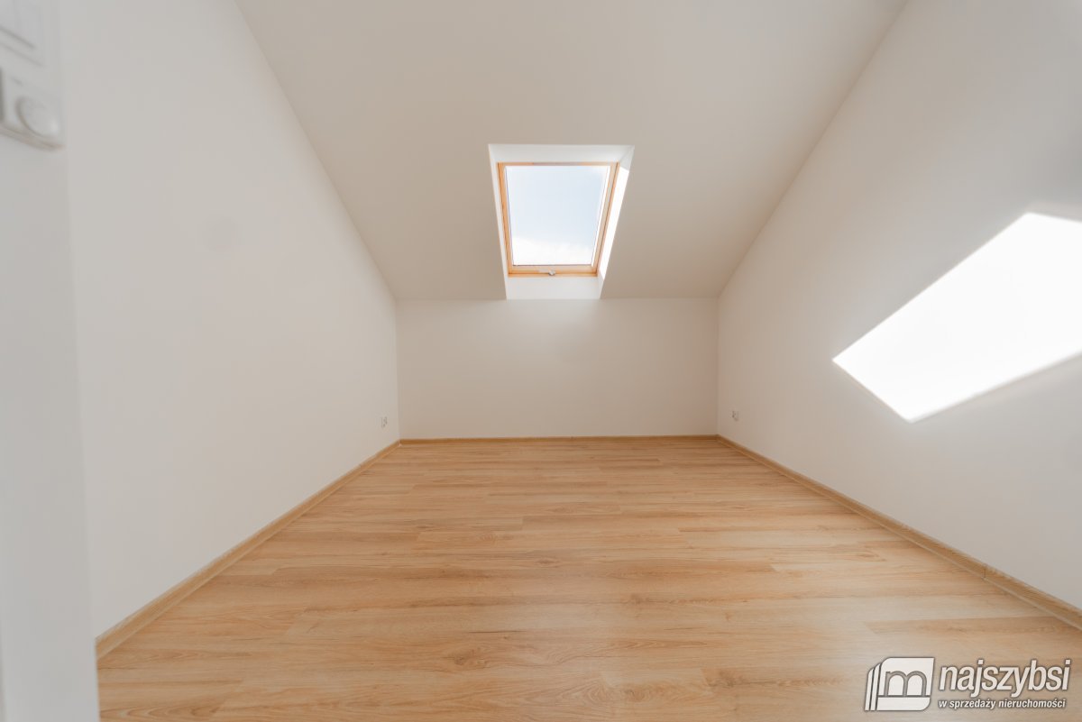 Nowogard - bliźniak, nowe budownictwo (22)