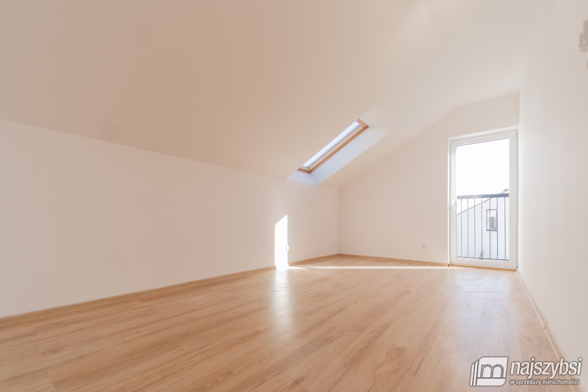 Nowogard - bliźniak, nowe budownictwo (25)