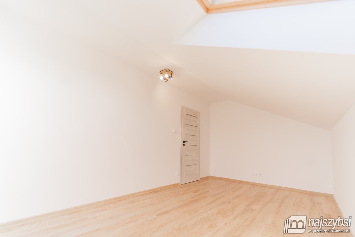 Nowogard - bliźniak, nowe budownictwo (26)