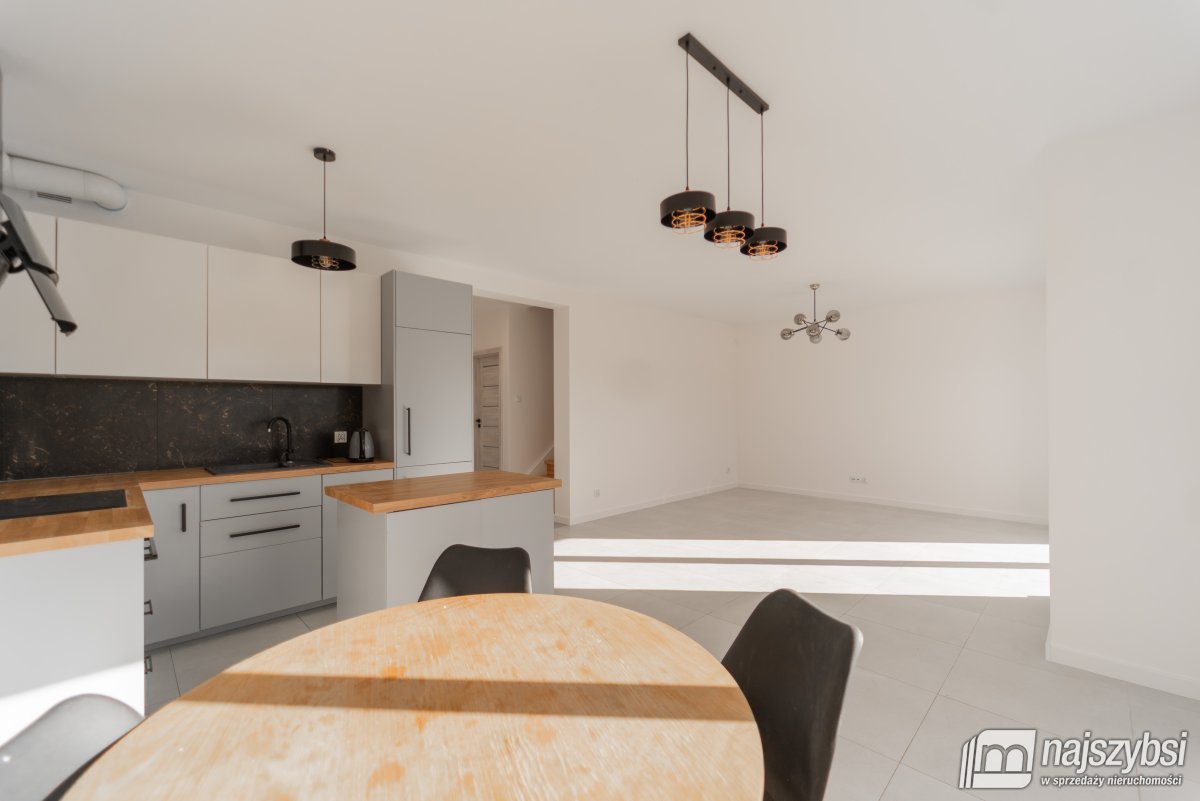 Nowogard - bliźniak, nowe budownictwo (7)