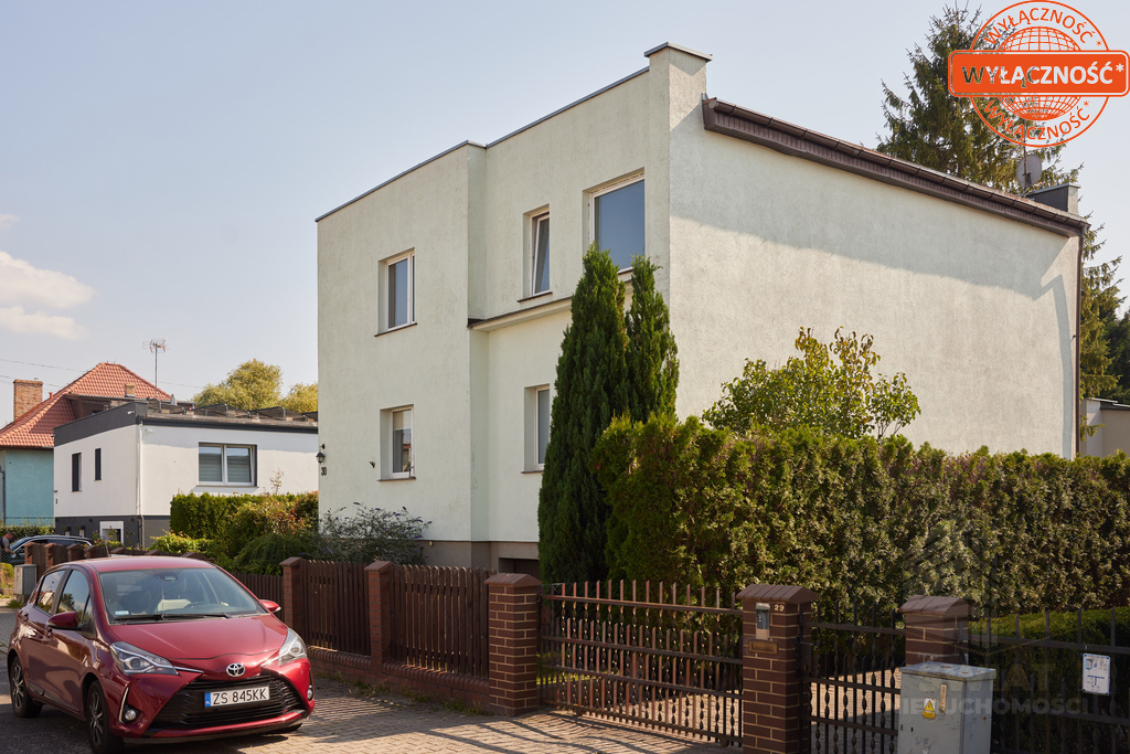 Gumieńce dom wolnostojący pow.280,5 m2, dz. 493 m2 (1)