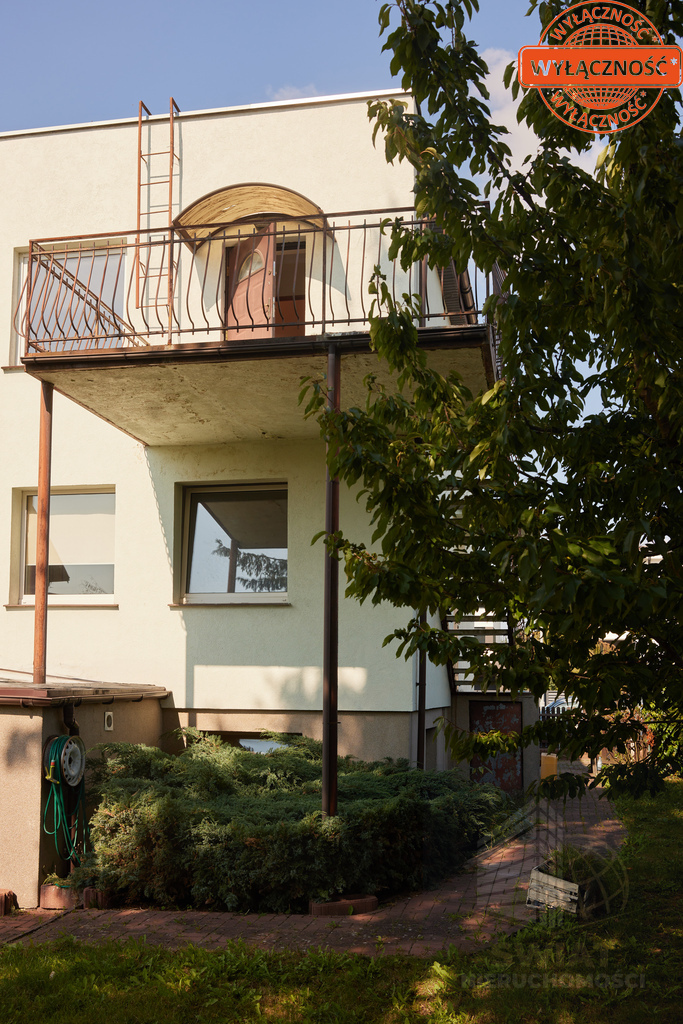 Gumieńce dom wolnostojący pow.280,5 m2, dz. 493 m2 (2)