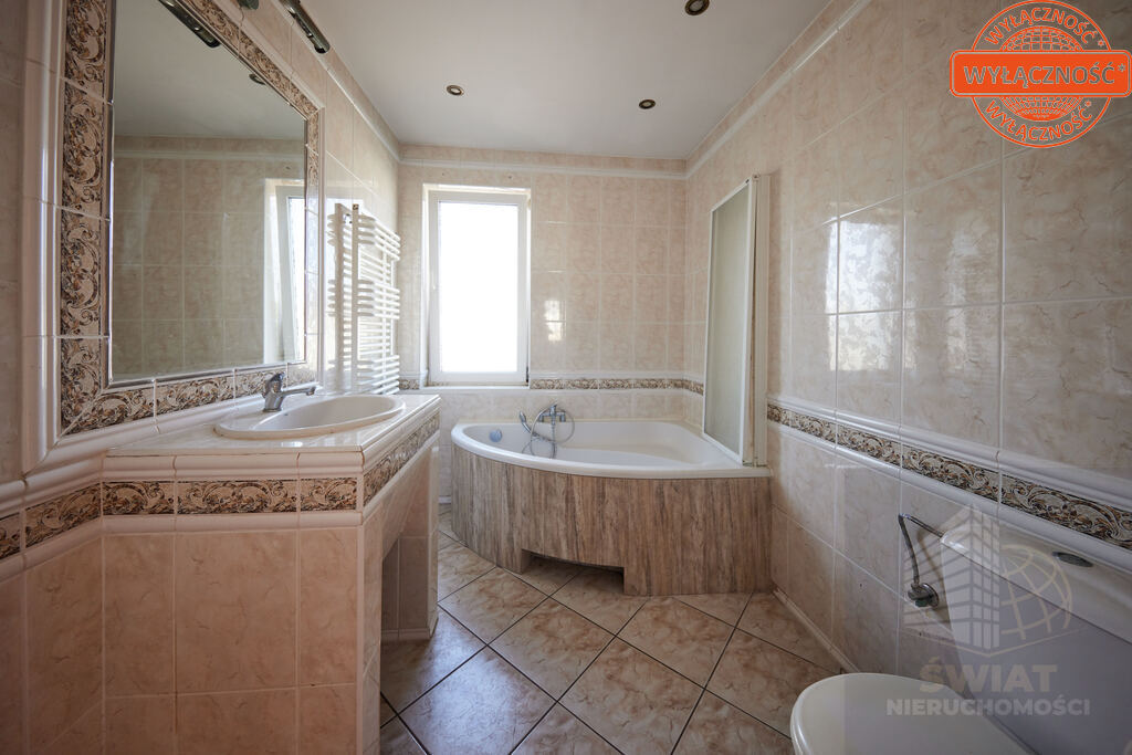 Gumieńce dom wolnostojący pow.280,5 m2, dz. 493 m2 (18)