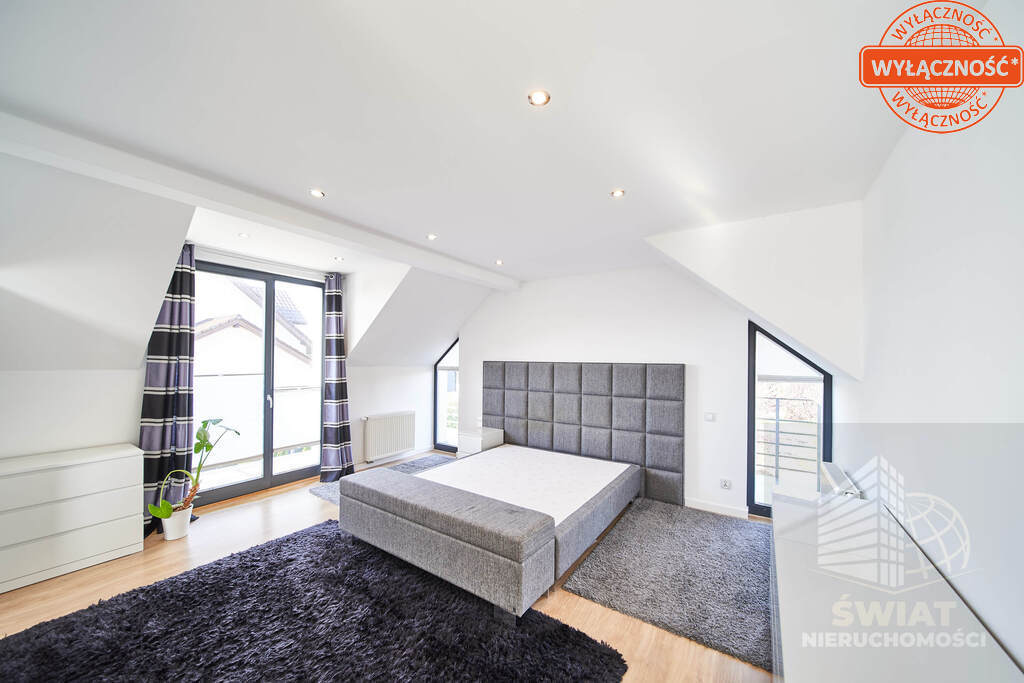 Nowoczesna Rezydencja w Dobrej (19)