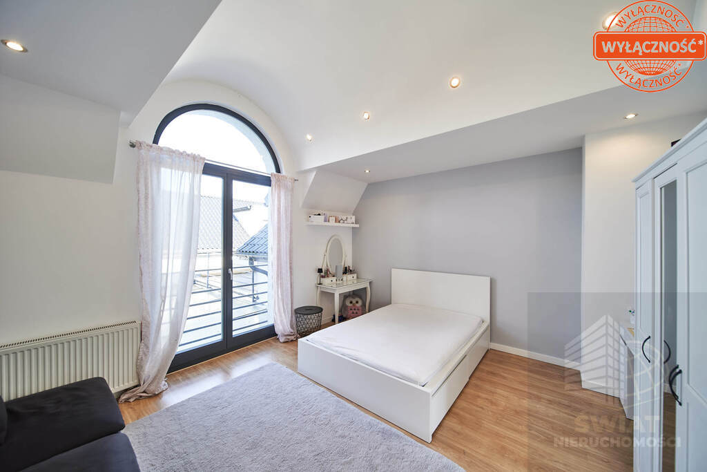 Nowoczesna Rezydencja w Dobrej (26)