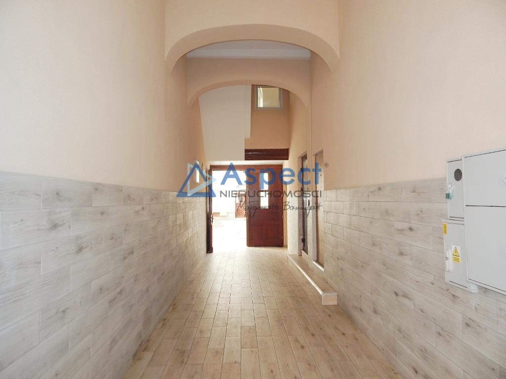 108 m2 - 4 pokoje, ul. Łokietka (centrum) (15)