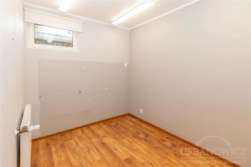 Lokal użytkowy, parter przy ul. Dąbka. (15)