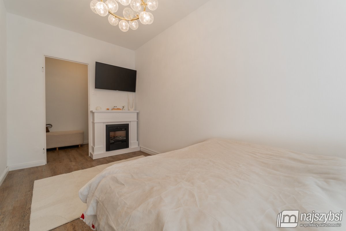 Goleniów- 3 pokoje z balkonem 63 m2  (19)