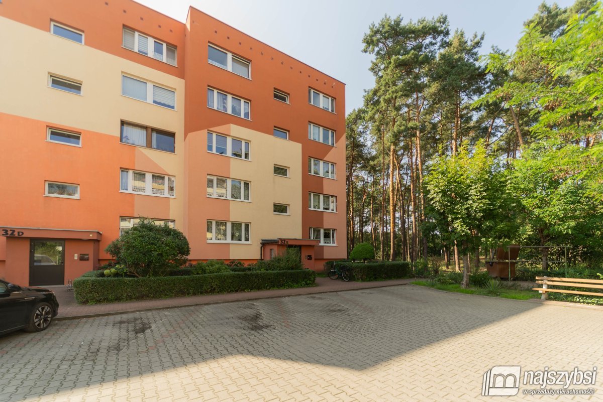 Goleniów- 3 pokoje z balkonem 63 m2  (21)