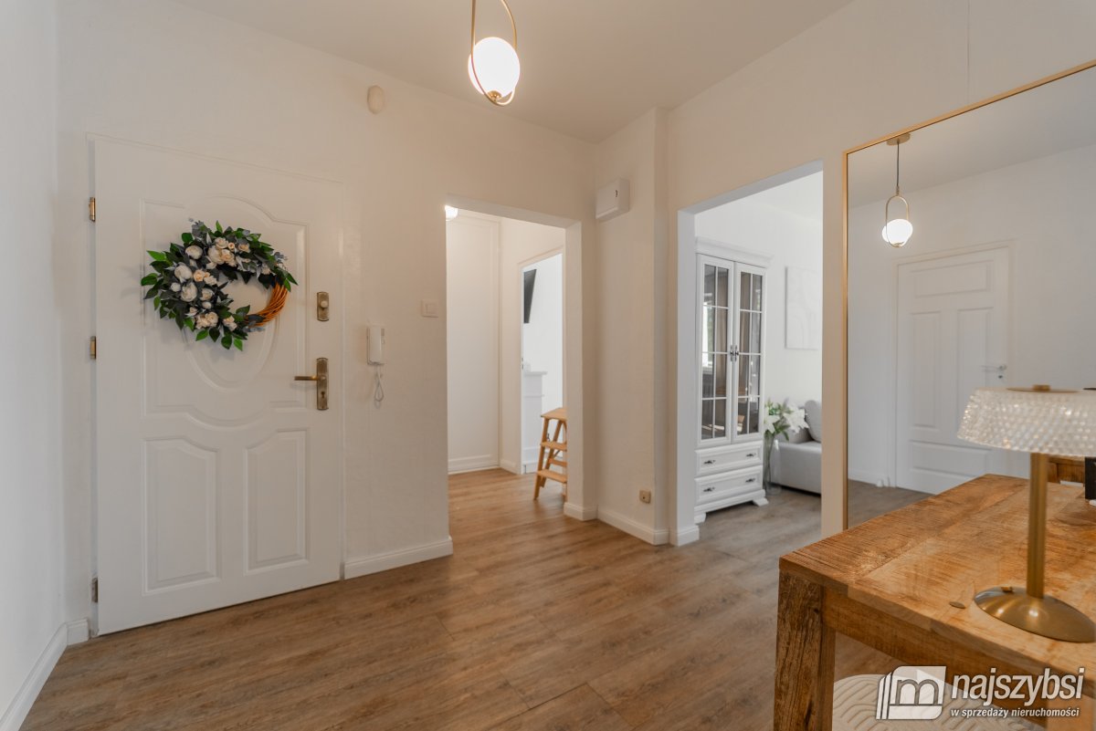 Goleniów- 3 pokoje z balkonem 63 m2  (8)