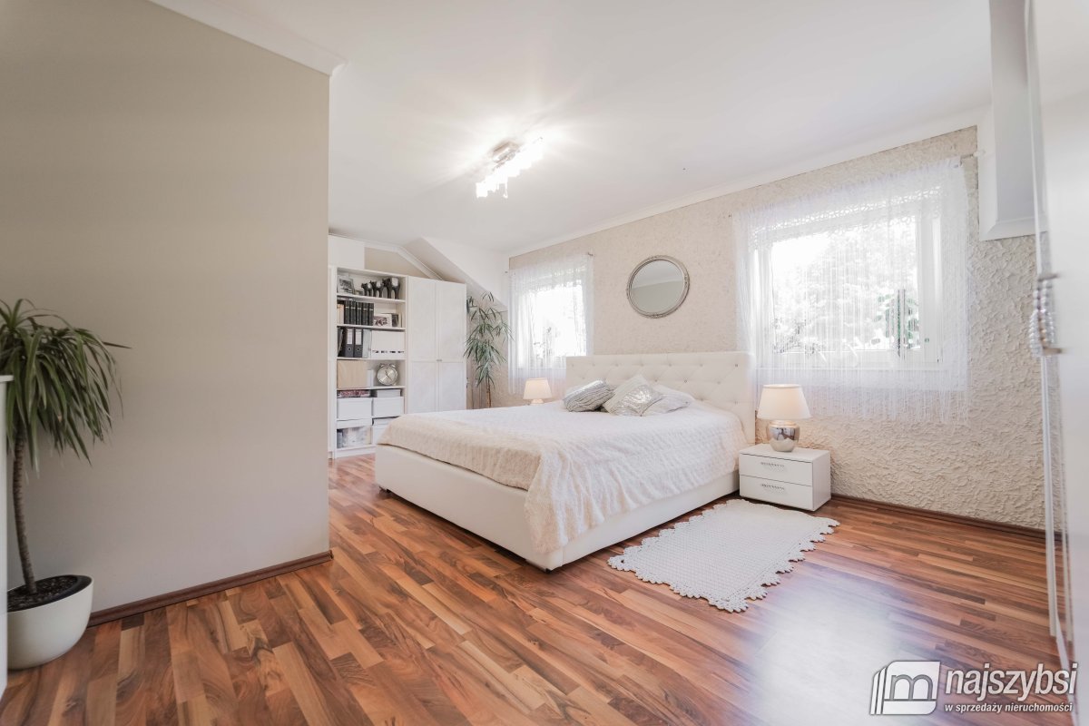 Zabierzewo -dom, duża działka, warsztat, lakiernia (18)