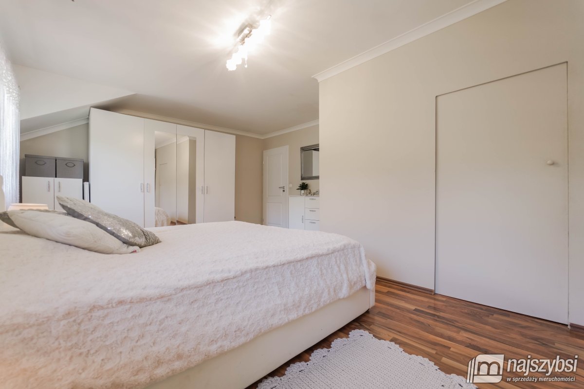 Zabierzewo -dom, duża działka, warsztat, lakiernia (19)