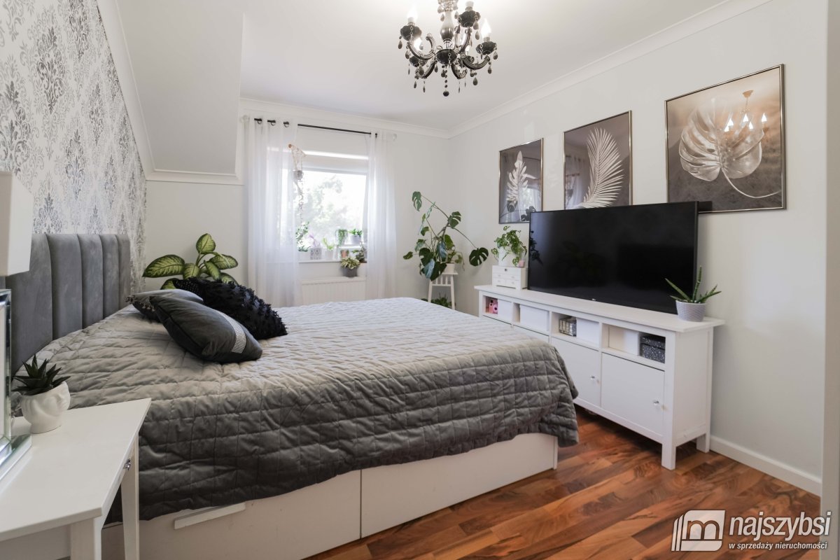 Zabierzewo -dom, duża działka, warsztat, lakiernia (20)