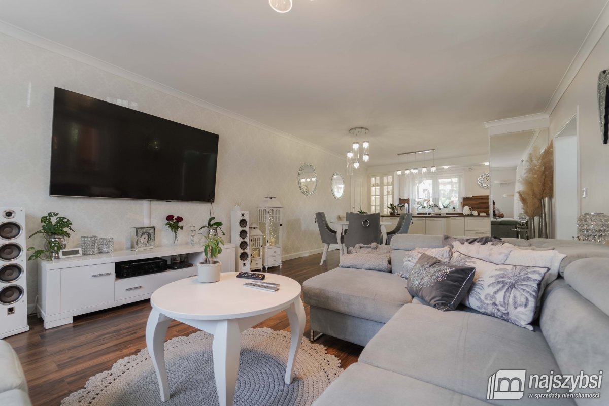 Zabierzewo -dom, duża działka, warsztat, lakiernia (24)