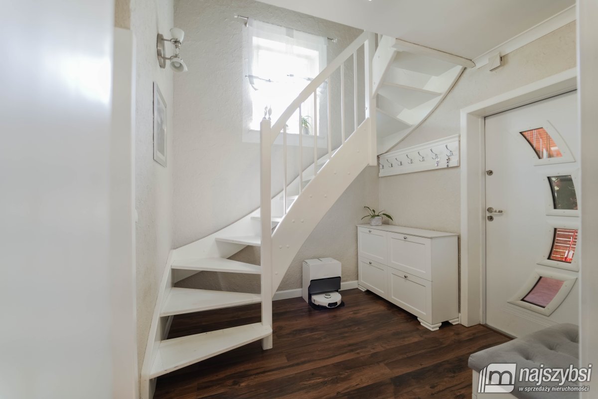 Zabierzewo -dom, duża działka, warsztat, lakiernia (29)