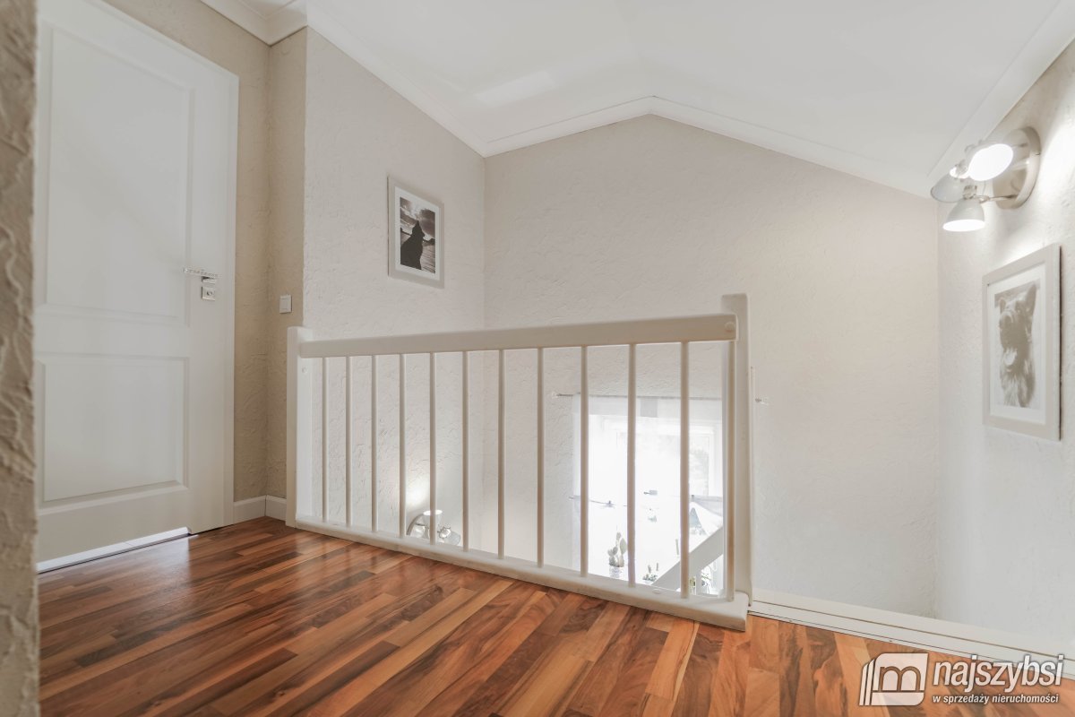 Zabierzewo -dom, duża działka, warsztat, lakiernia (31)