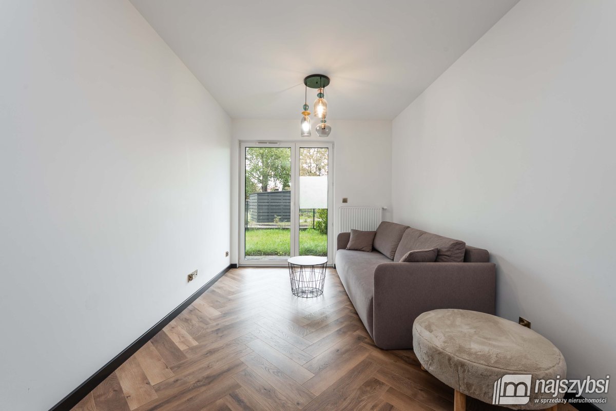 Kołobrzeg-mieszkanie 2pok. z miejscem  postojowym  (2)