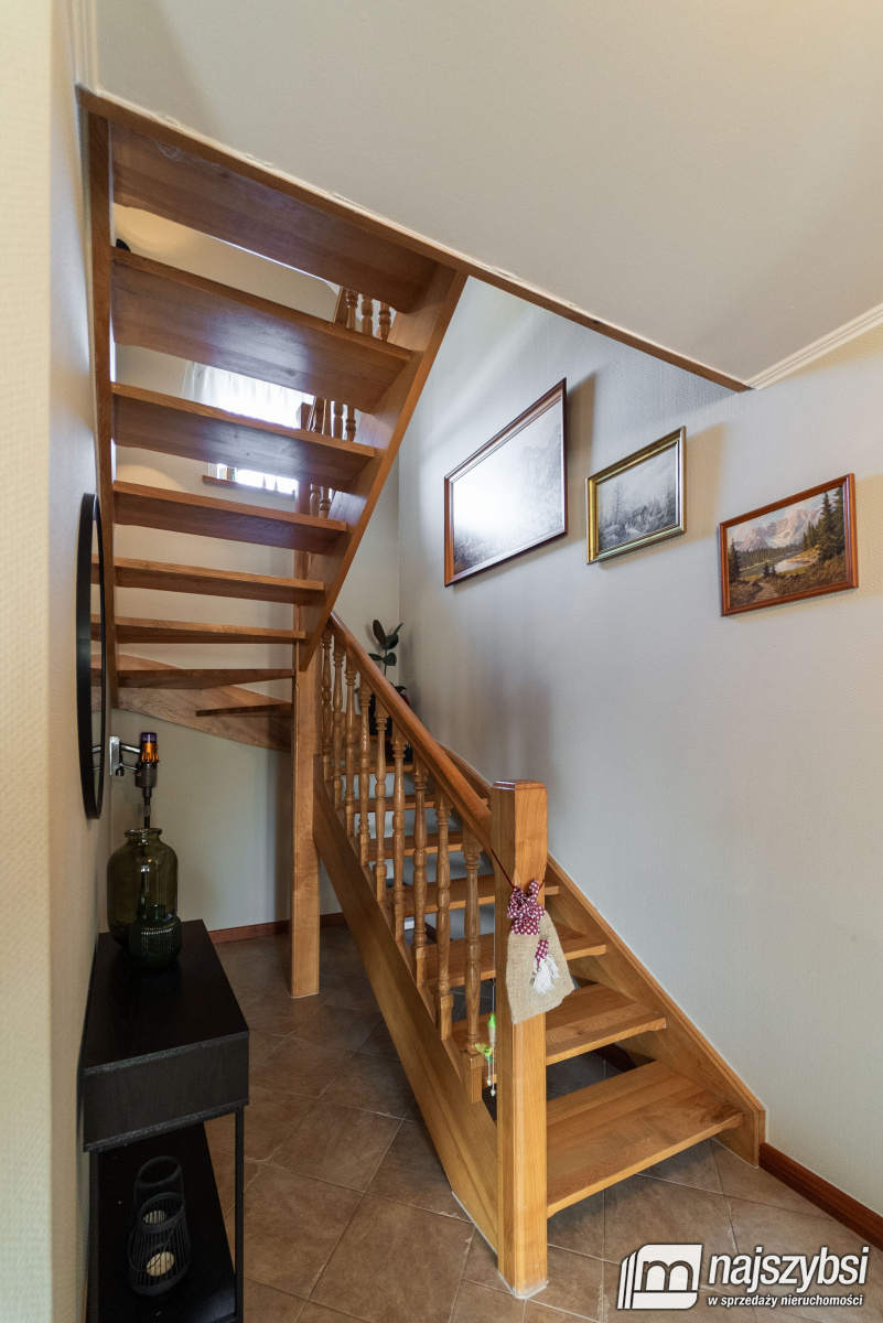 Goleniów- dom wolnostojący w cichej lokalizacji na (16)