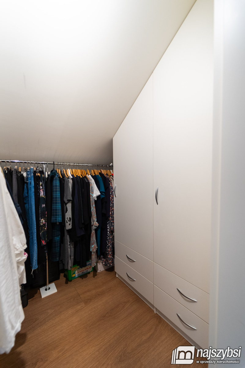 Goleniów- dom wolnostojący w cichej lokalizacji na (27)