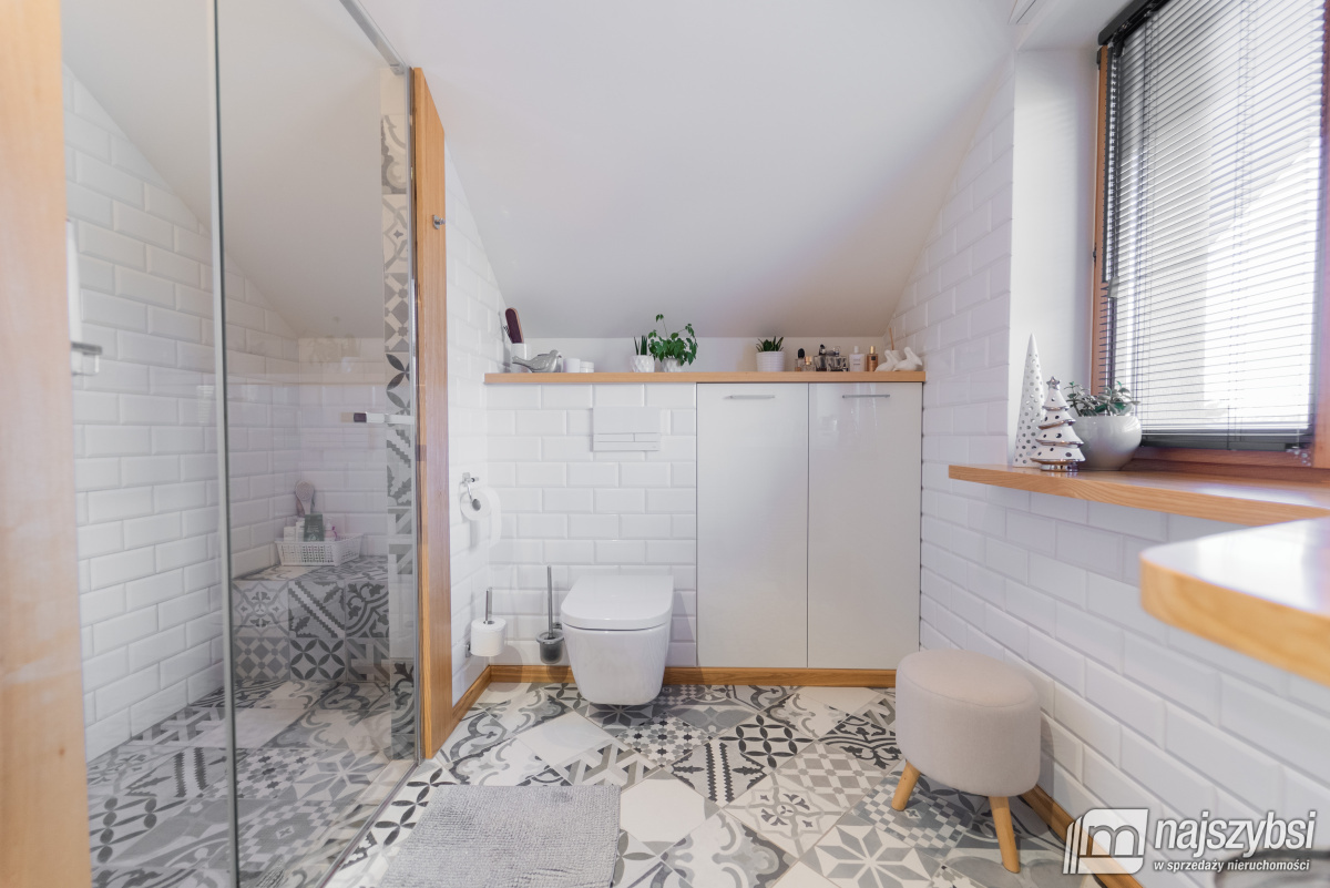 Goleniów- dom wolnostojący w cichej lokalizacji na (32)