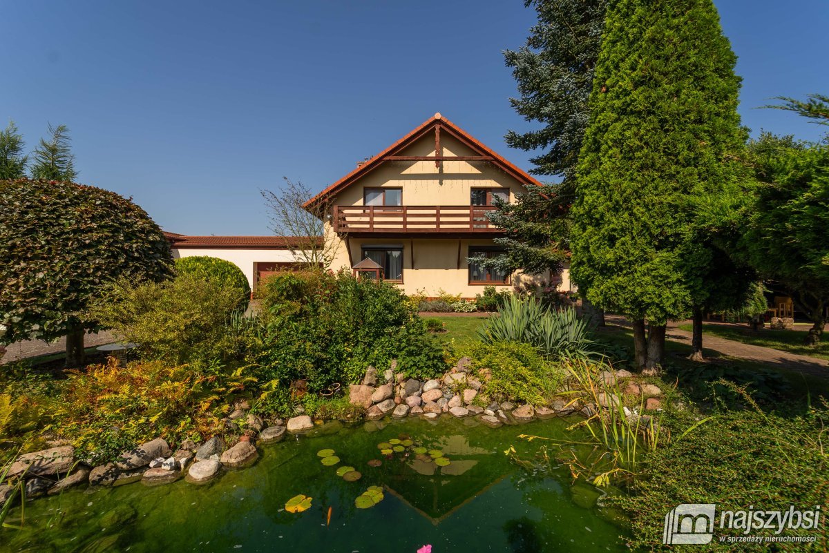 Goleniów- dom wolnostojący w cichej lokalizacji na (38)