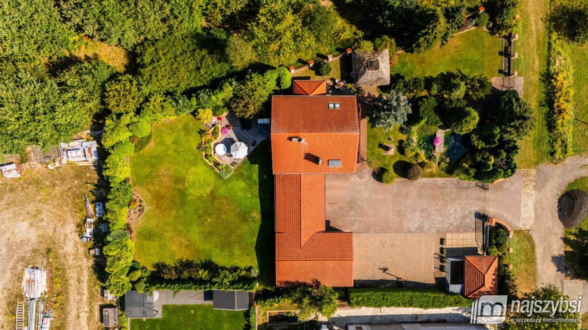 Goleniów- dom wolnostojący w cichej lokalizacji na (6)