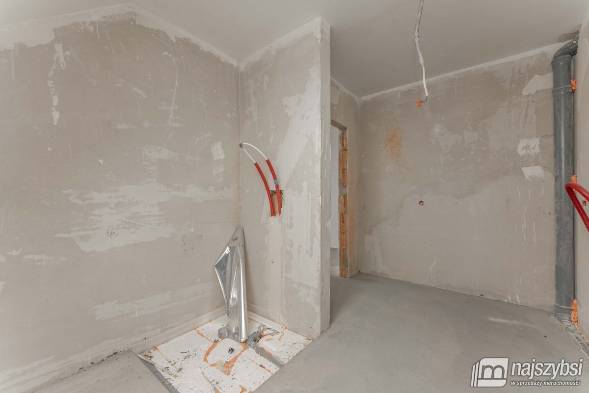 BIAŁOGARD-PIĘKNY DOM W CICHEJ OKOLICY (27)