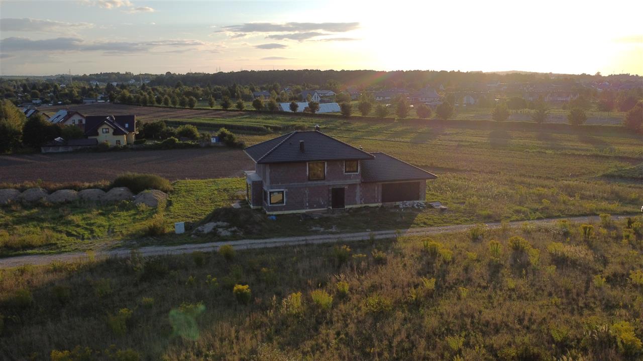 Piękny dom parterowy - Niekłonice, działka 1110m2! (7)