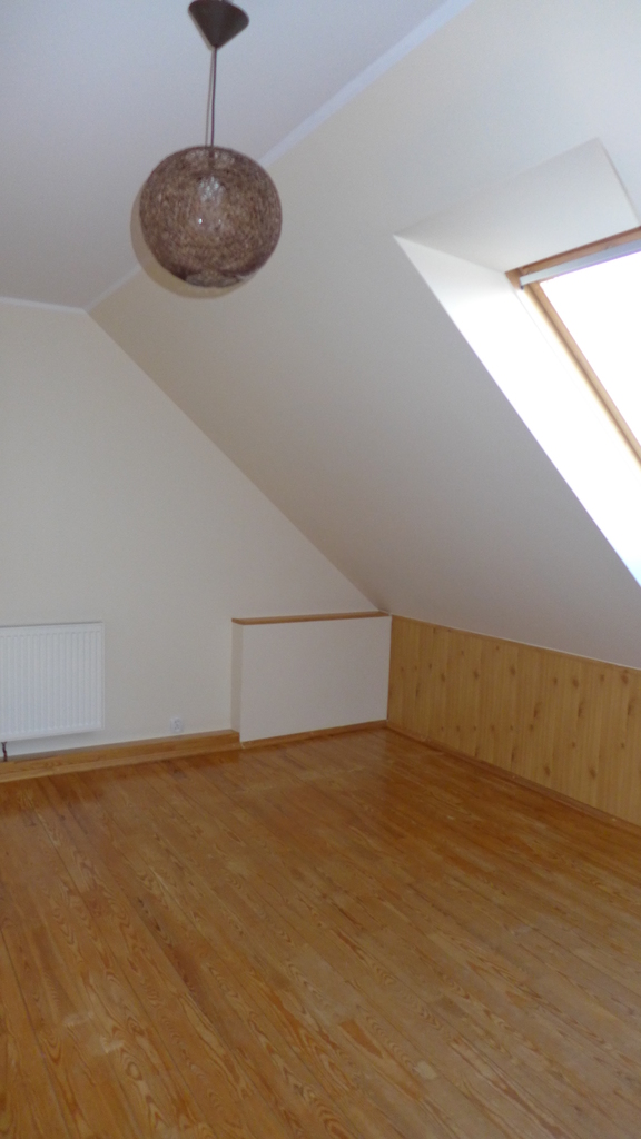 4 pokoje na wynajem (9)