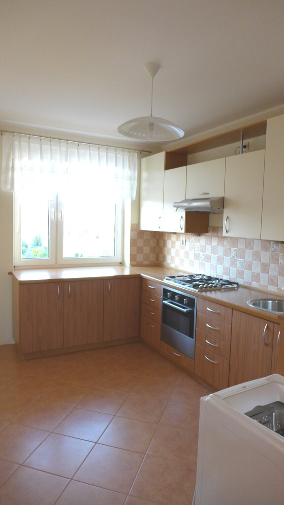 4 pokoje na wynajem (2)