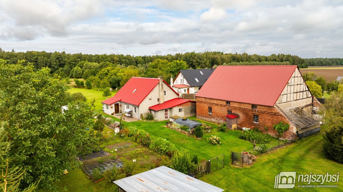 Wysoka Kamieńska-dom, posiadłość wśród lasów i łąk (1)