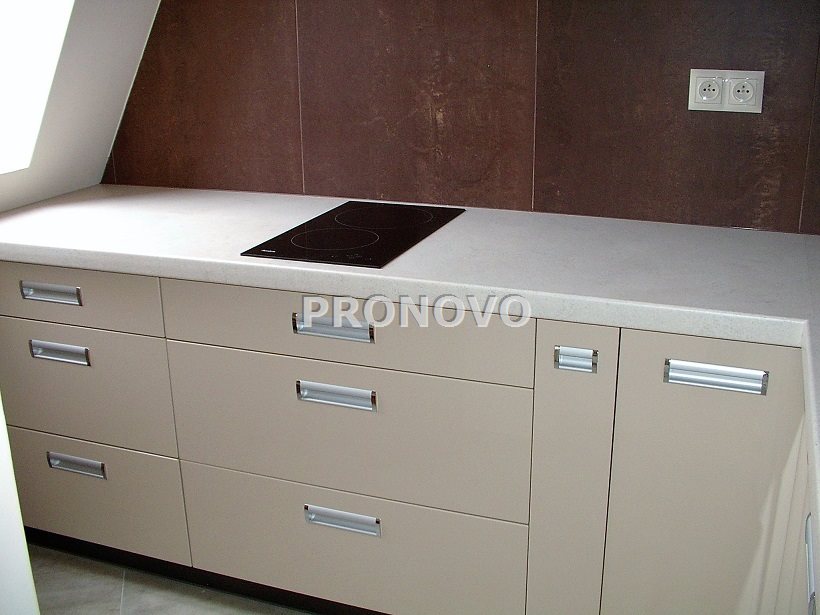 Kawalerka na wynajem Sikorskiego (13)