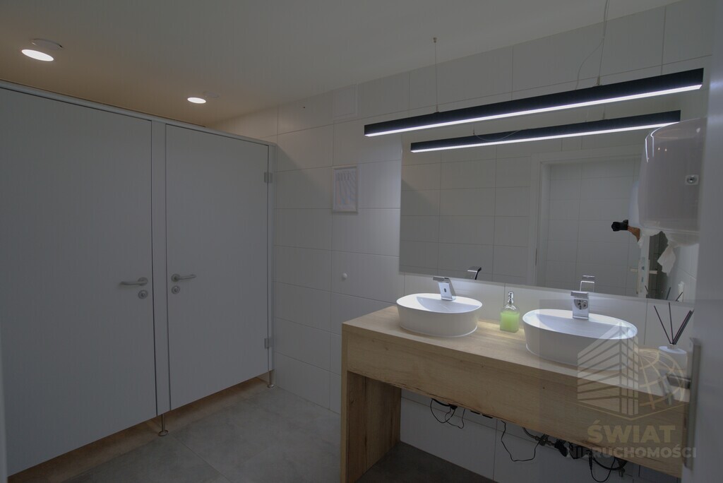 Biuro 96m media w cenie (5)