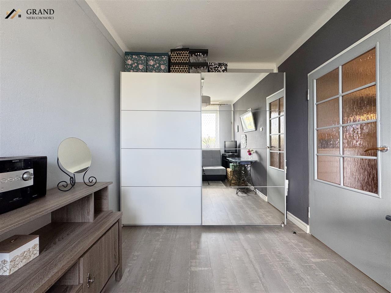 Mieszkanie 3 pokojowe- spół. - własn. (11)