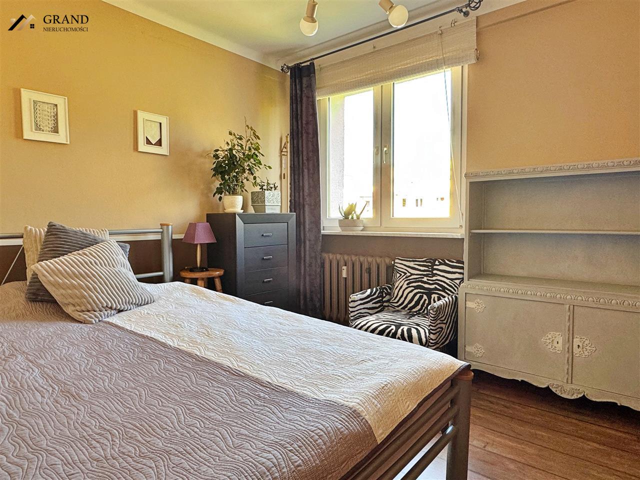 Mieszkanie 3 pokojowe- spół. - własn. (13)