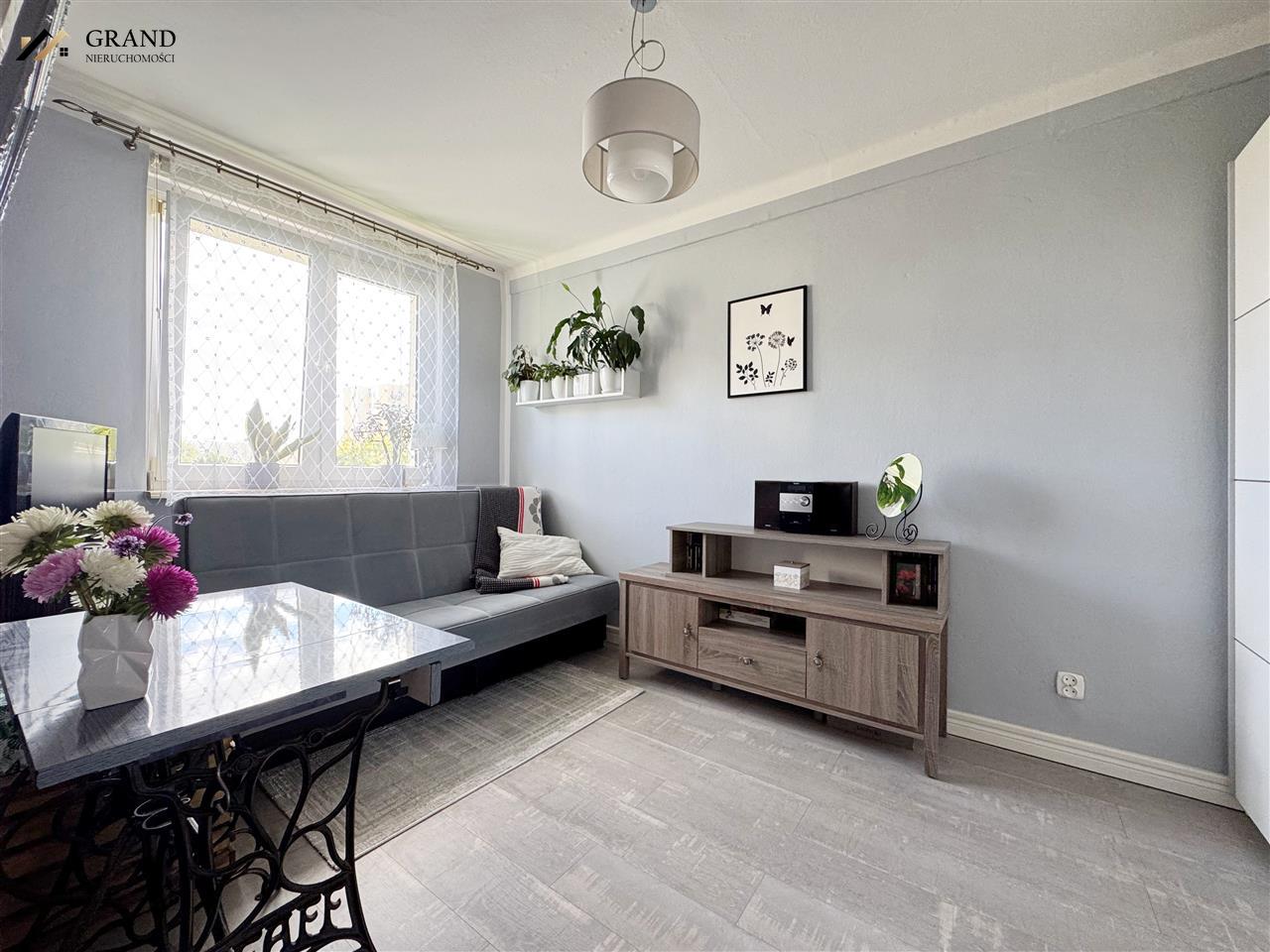 Mieszkanie 3 pokojowe- spół. - własn. (9)