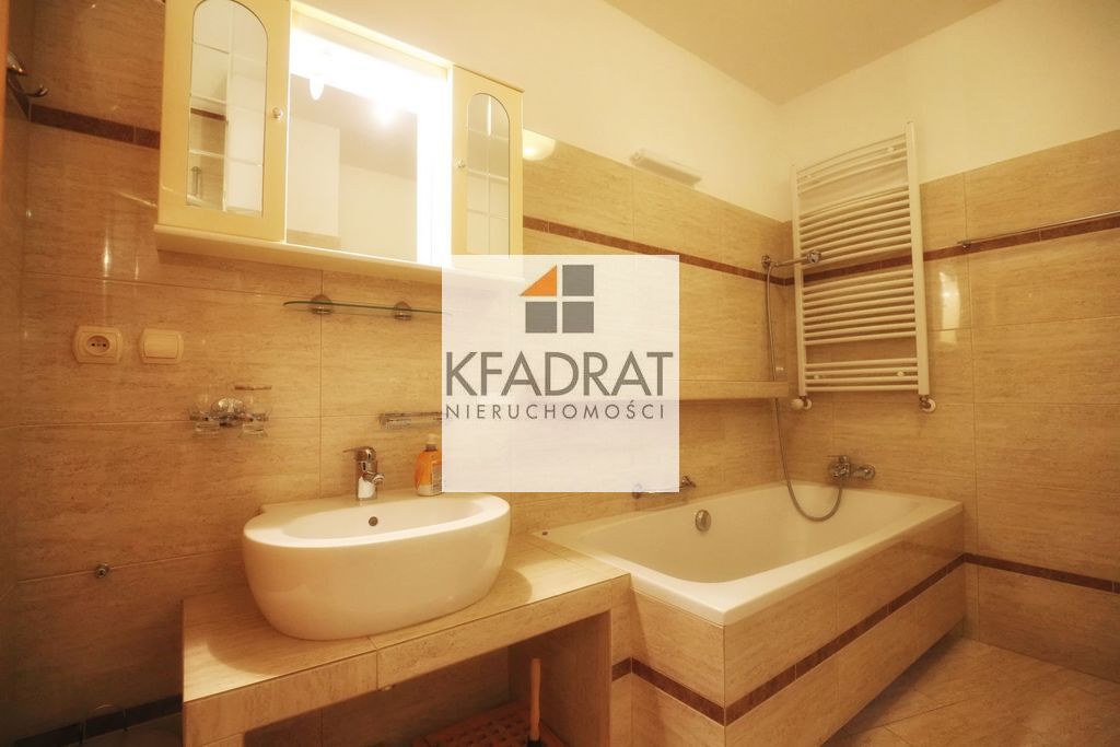 Super mieszkanie Oś.Magnolia Park 2pok,garaż (16)