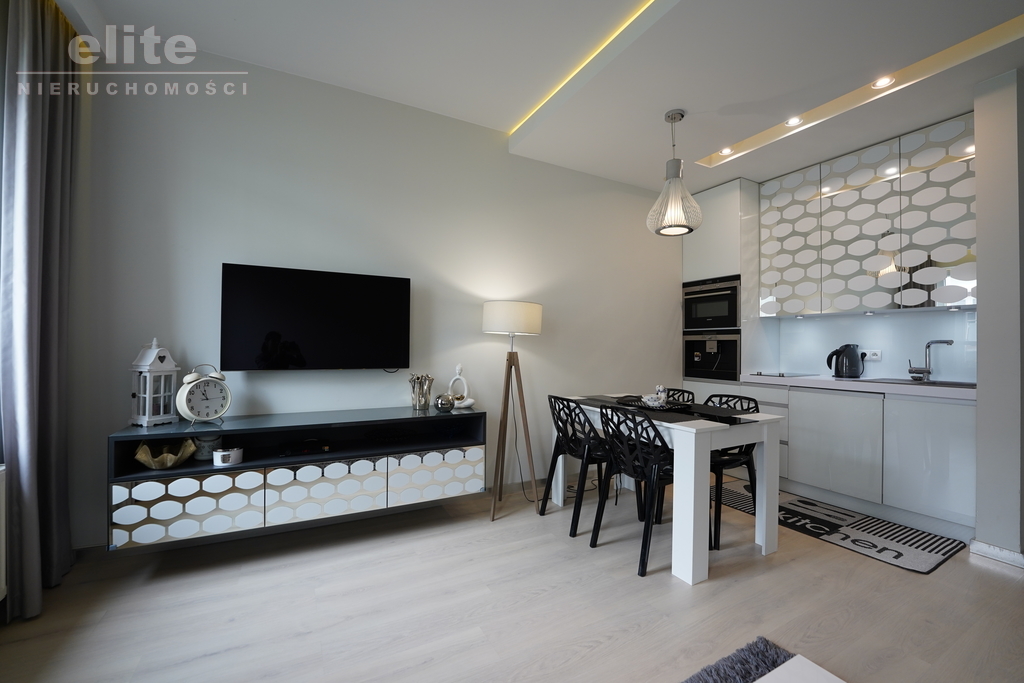 Dziwnów na sprzedaż 2 pokoje 120m do morza (2)