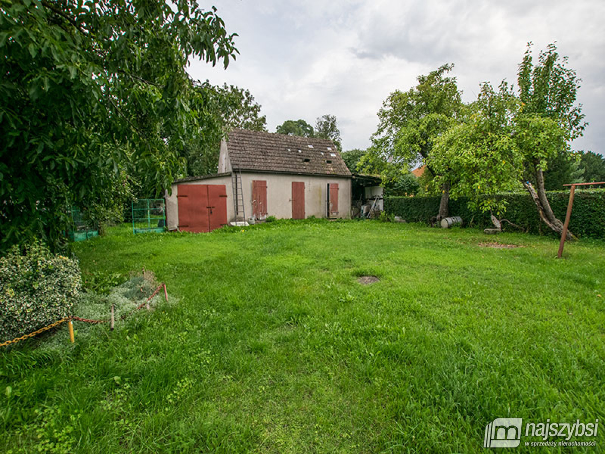 Dom w centrum Przybiernowa. (14)