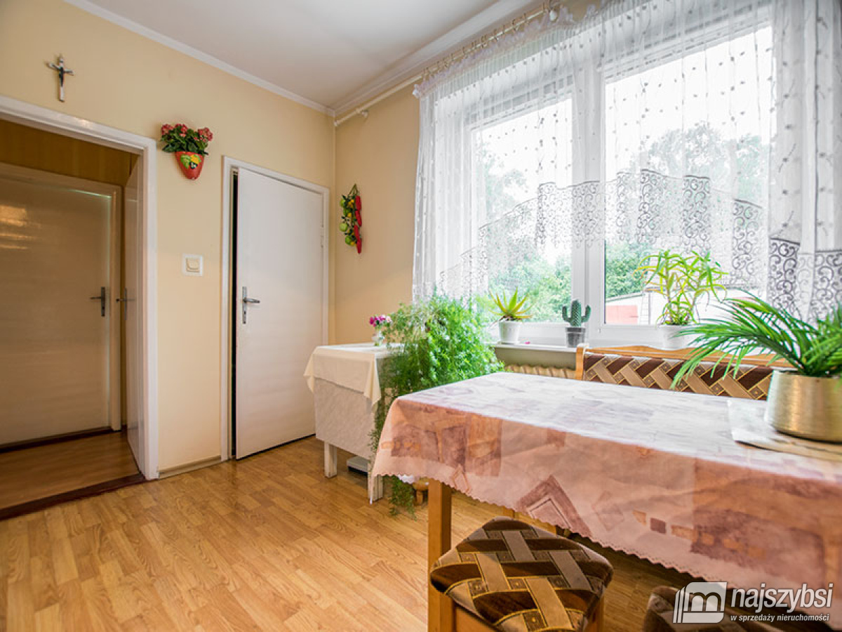 Dom w centrum Przybiernowa. (9)