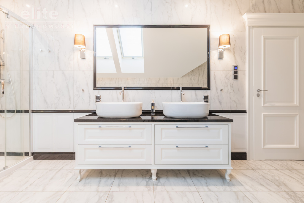 Na sprzedaż stylowy luksusowy dom z basenem ! (24)