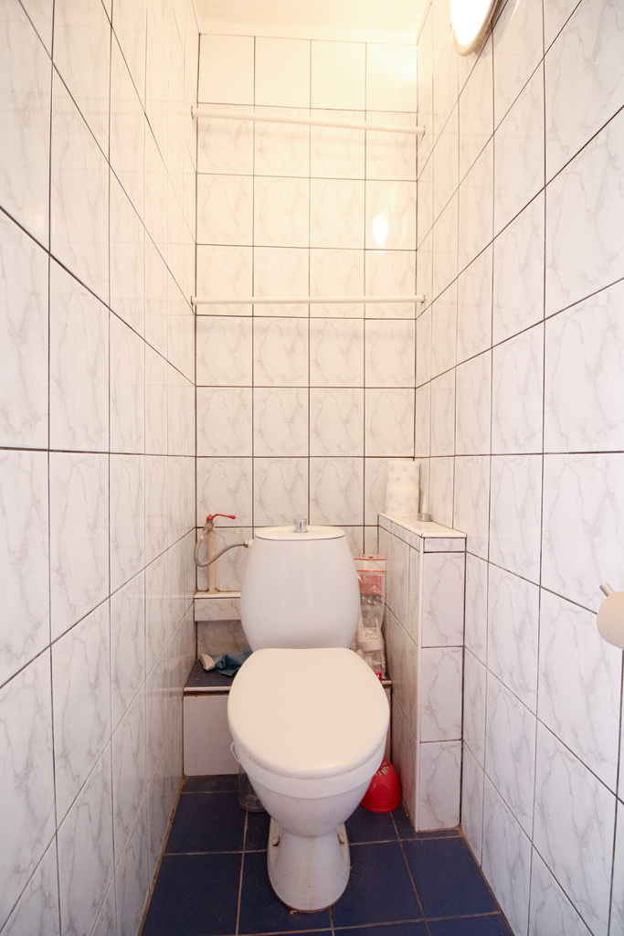 4 pokoje >>do remontu<< os. Pyrzyckie << (11)