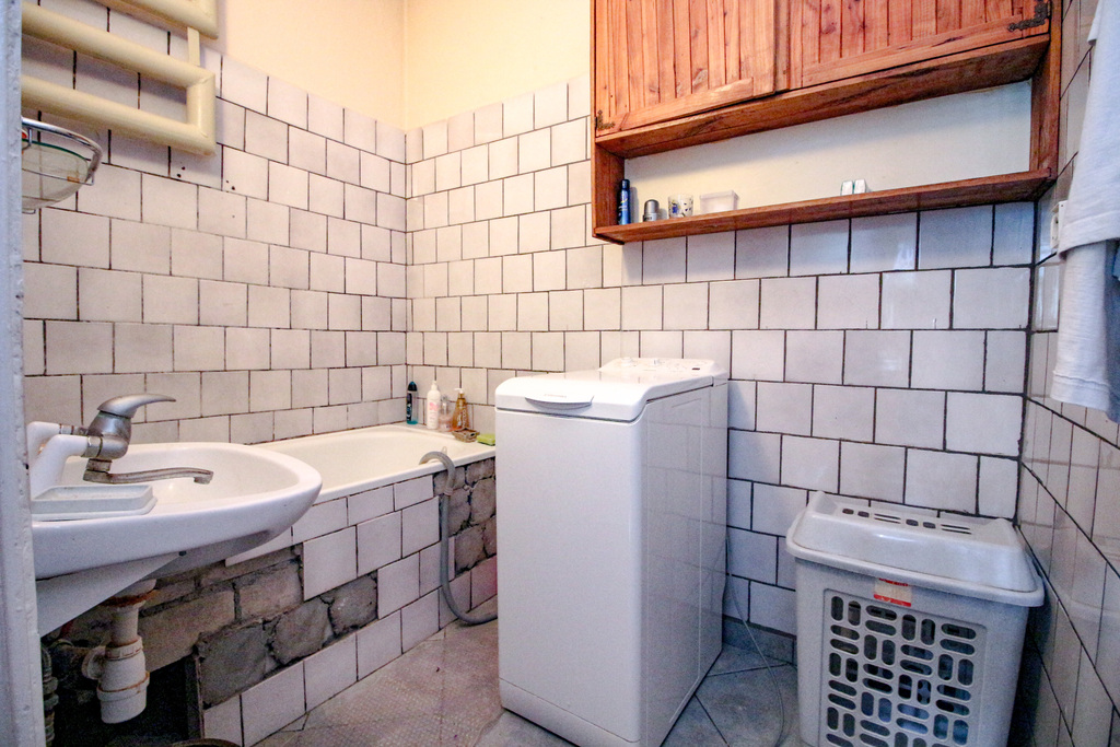 4 pokoje >>do remontu<< os. Pyrzyckie << (13)