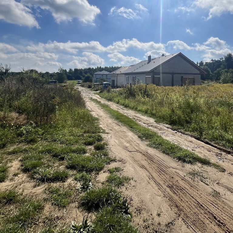 Idealna Działka Budowlana w Serce Natury! (4)