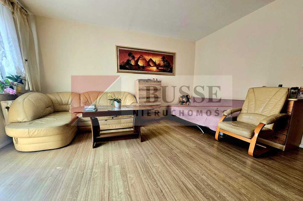 2 pokoje na 1 piętrze w niskim bloku!!! (3)