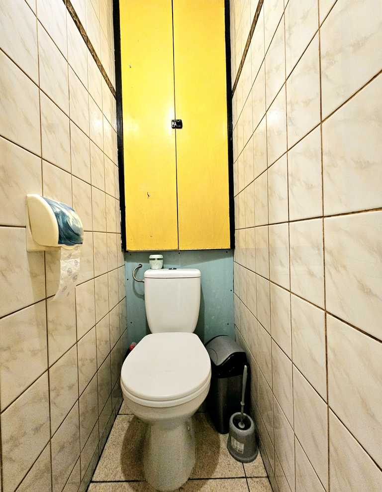 Duże 3 pokoje w centrum Polic (7)